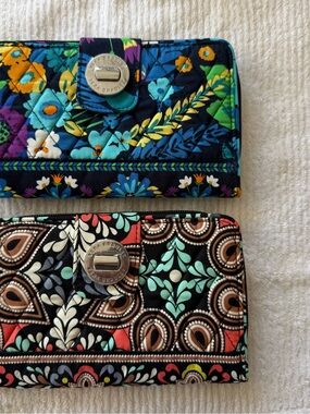 Vera Bradley Turnlock wallet (2)